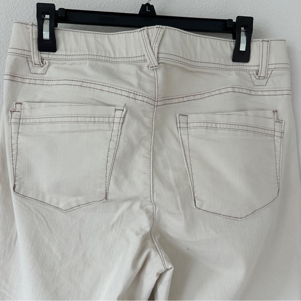 Democracy white jeans size 10 cropped - Picture 6 of 7